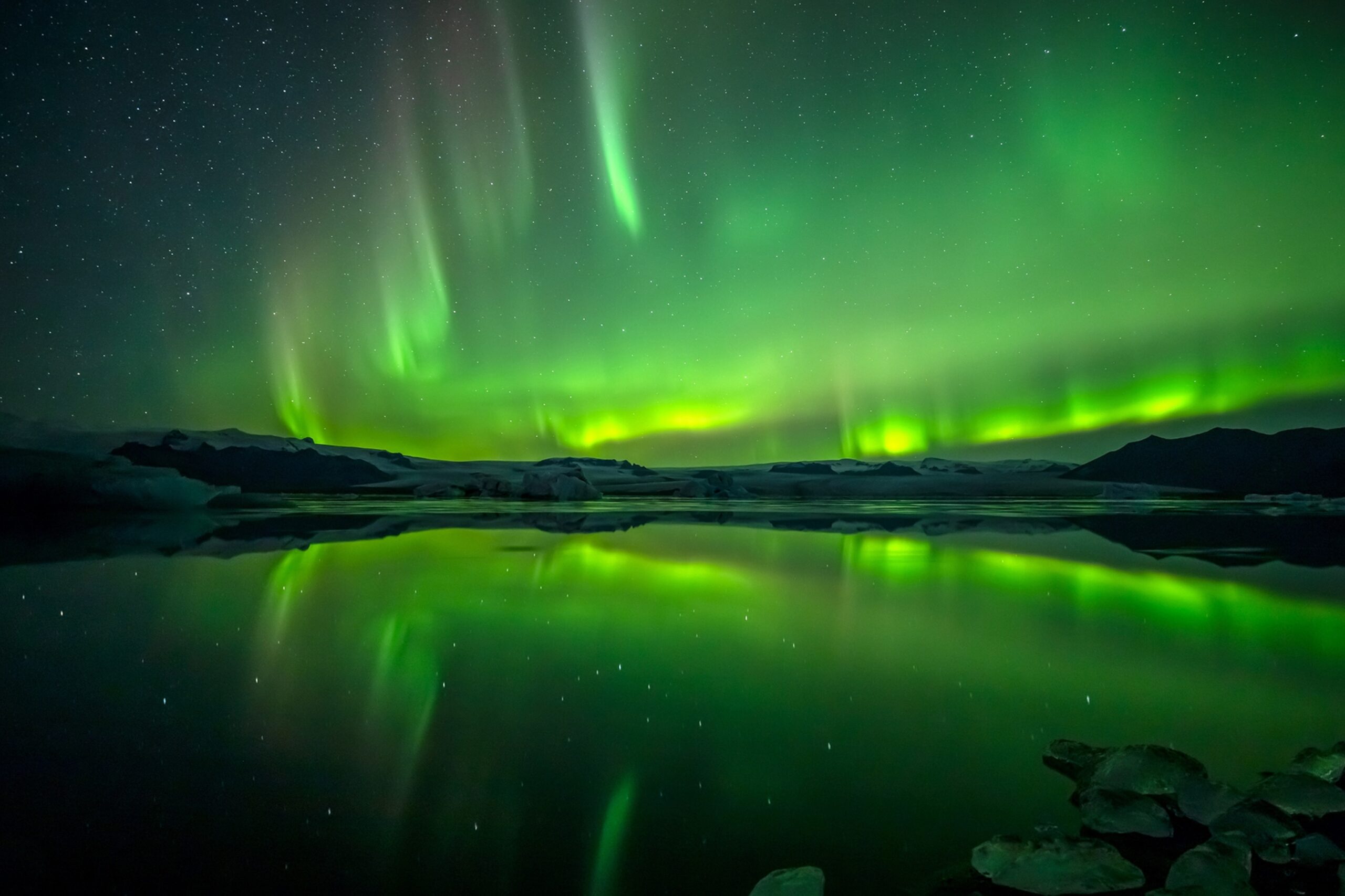 How to Effectively Capture Stunning Pictures of the Northern Lights in 2025